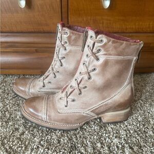 Liverpool Tan Lace-Up Leather Boots with Red Trim